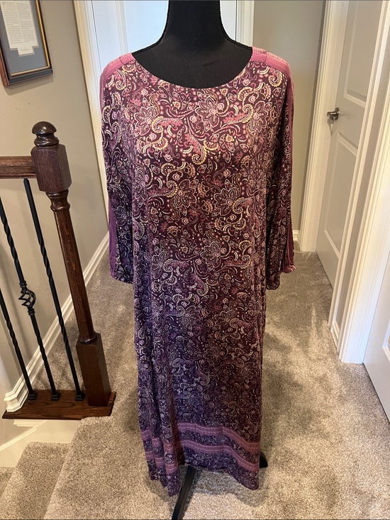 Pure Jill Dresses & Skirts - Women's Purple Paisley Maxi Dress with Scoop Neck and Long Sleeves Size Large
